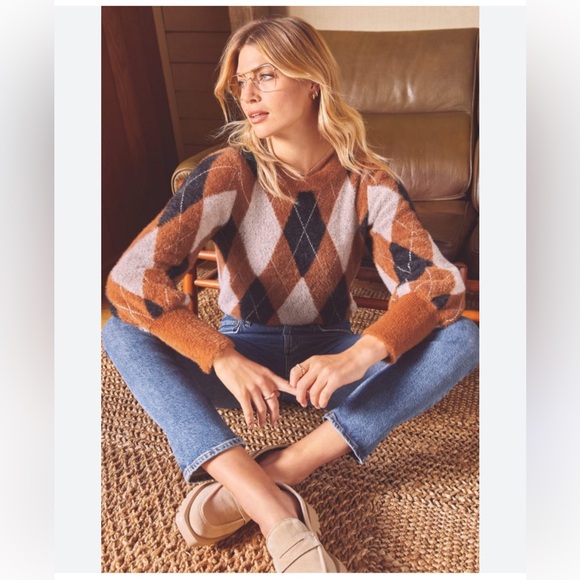 EVEREVE Frankie Argyle Plaid Sweater - Picture 1 of 8